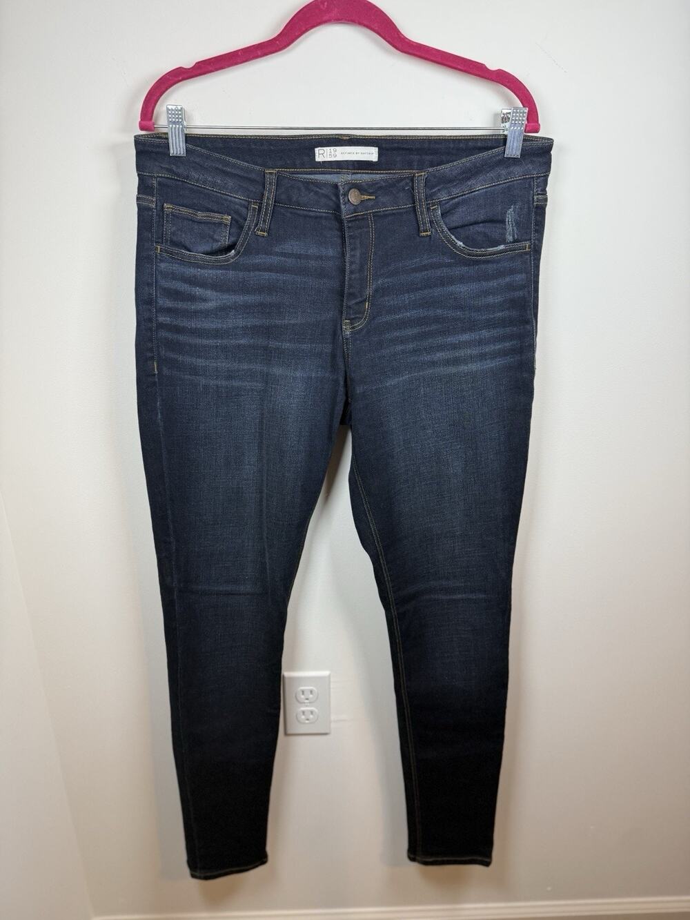 Buckle Daytrip Refined by R 1959 Women's Blue Jeans Size 31 R Virgo Straight Leg